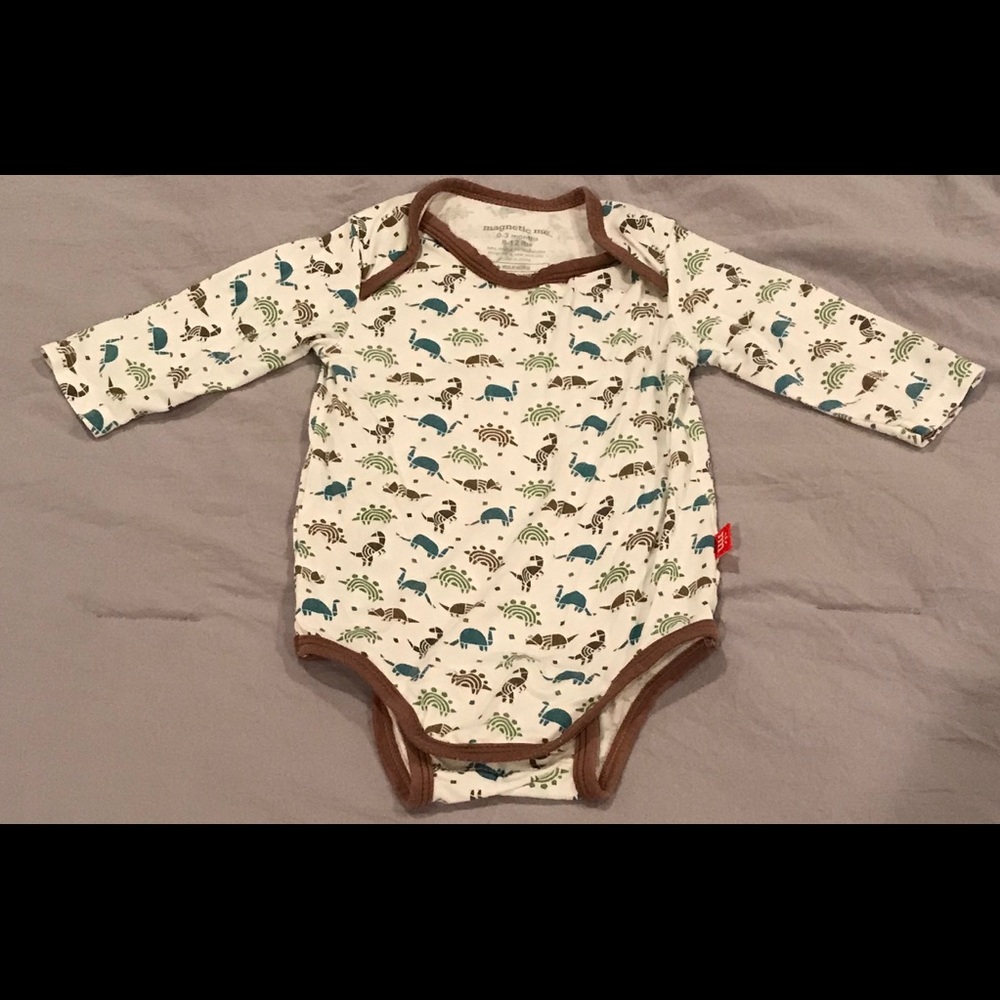 Magnetic Me Modal two piece